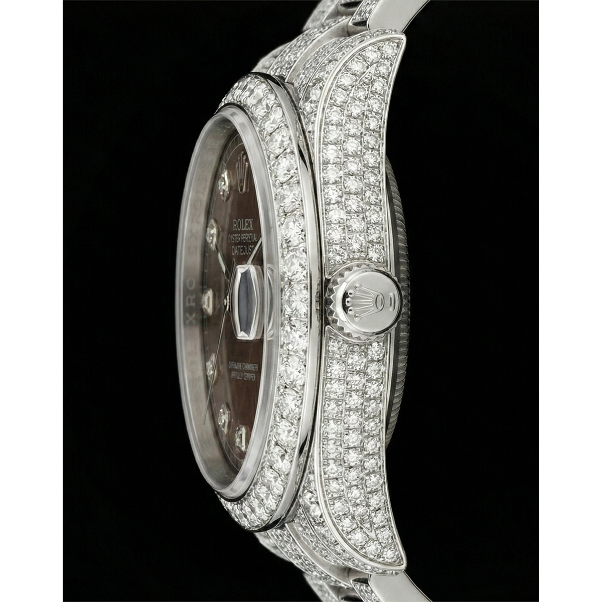 Timeless Diamond Rolex 26.5 ct – angle view