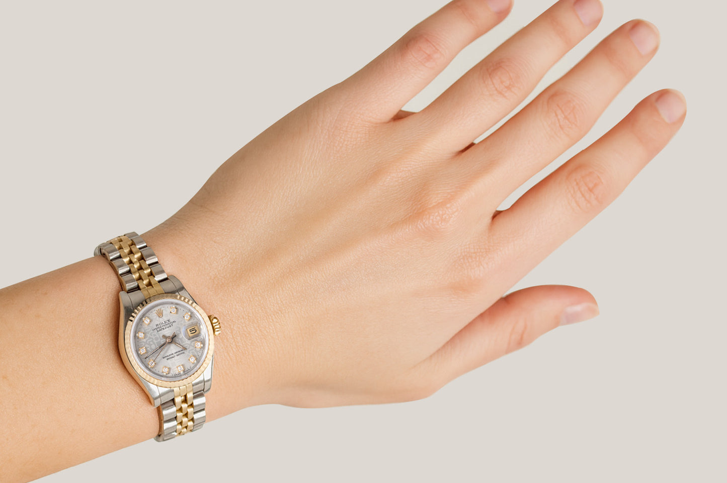 Rolex Lady Datejust 26 mm Silver Jubilee Diamond Dial Two Tone Watch