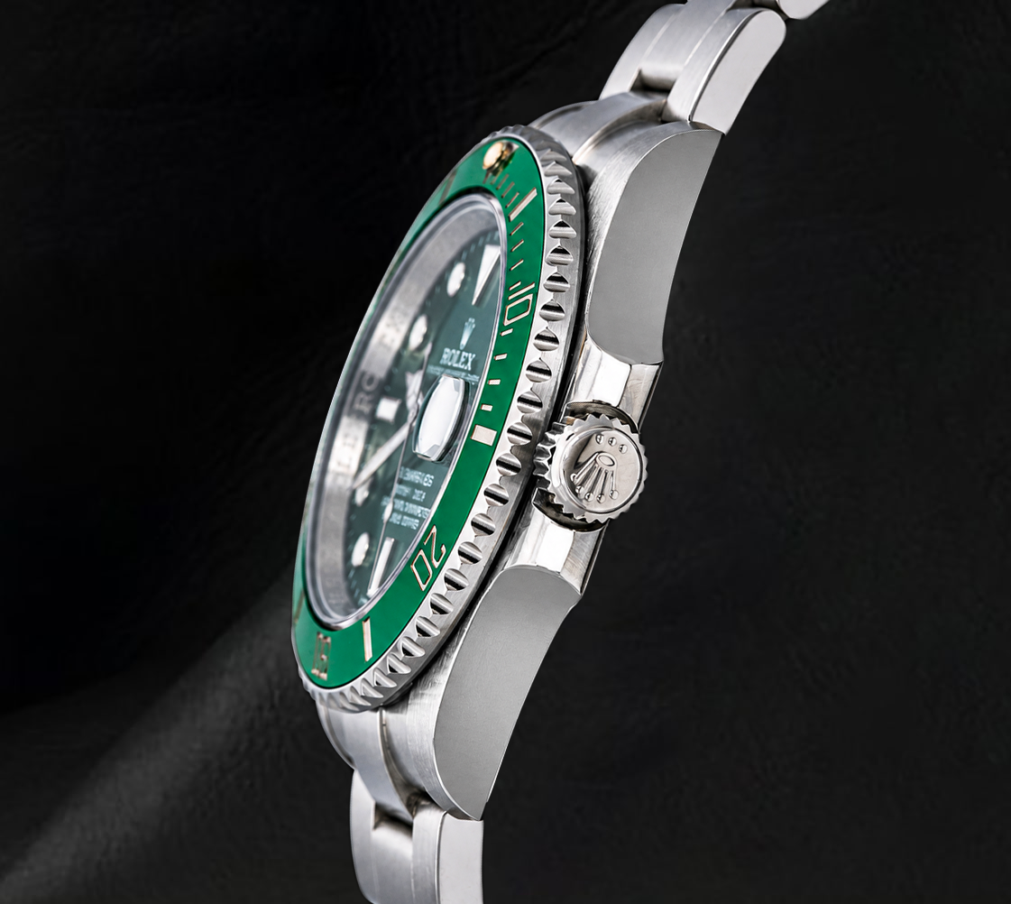 Rolex Submariner Date 116610LV Green Dial 40mm Stainless Steel Watch