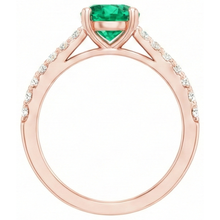 natural round emerald 2.50ct ring side angle