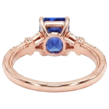 natural round sapphire 4ct ring top view