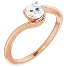 Solitaire Ring 14K Rose Gold with Fine Diamond – front view