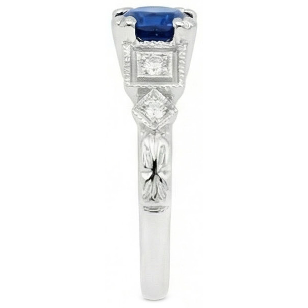 natural round sapphire 1.65ct ring close up detail