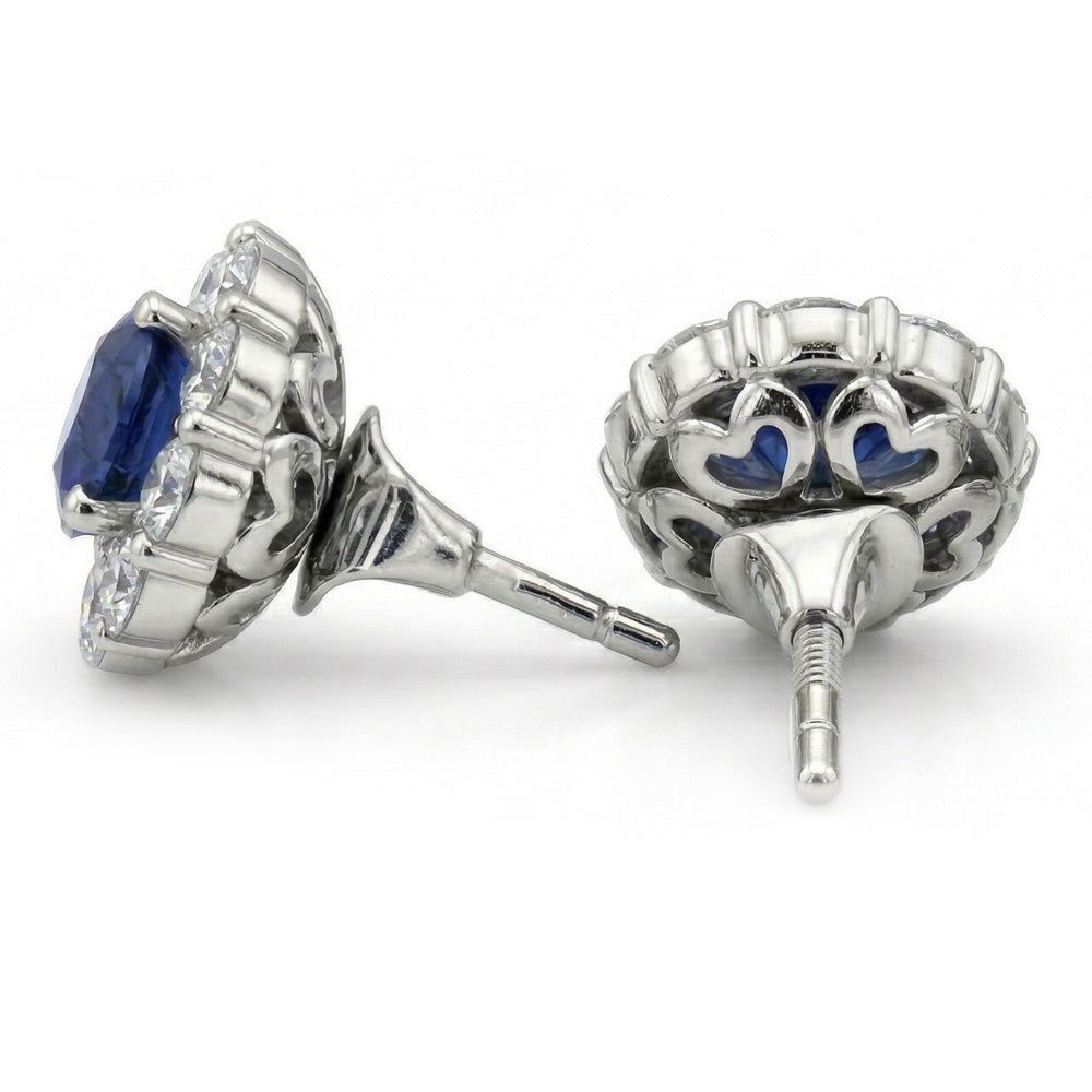 natural round sapphire 4.50ct earring close up detail