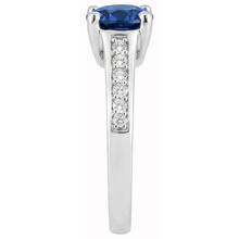 natural round sapphire 2.80ct ring top view