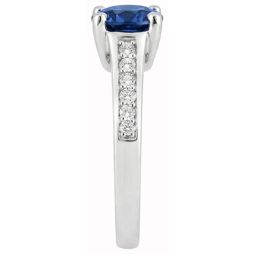 natural round sapphire 2.80ct ring top view