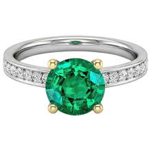 Round Cut Emerald ring in 14 Karat Two Tone Gold – side view