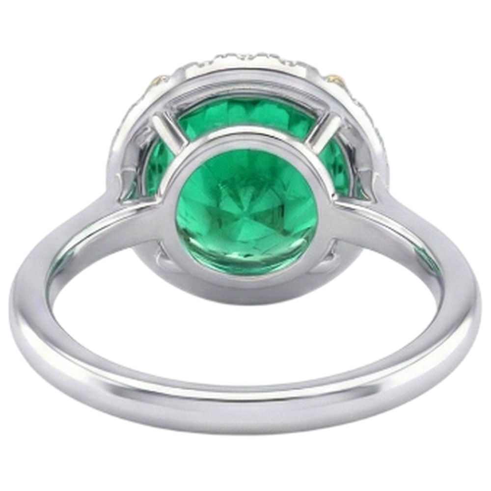 Round Brilliant Colombian Emerald ring in 14K Two Tone Gold – back view