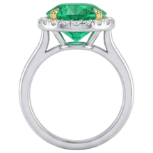 Authentic Colombian Emerald Precious Stone Ring – top view