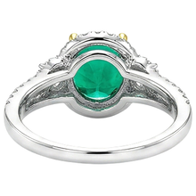 Radiant Emerald Gemstone Ring 2.50 ct – back view