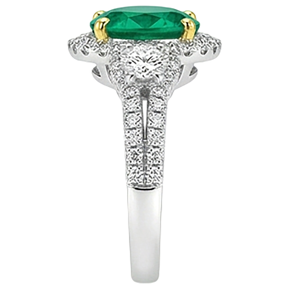 Round Brilliant Emerald ring in 14 Karat Two Tone Gold – top view