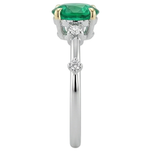 Round Brilliant Colombian Emerald ring in 14K Two Tone Gold – top view