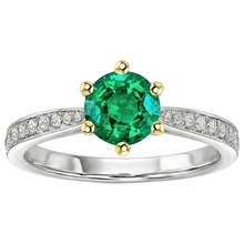 Authentic Emerald Colored Stone Ring 2.50 ct Two-Tone 14K Gold – front view