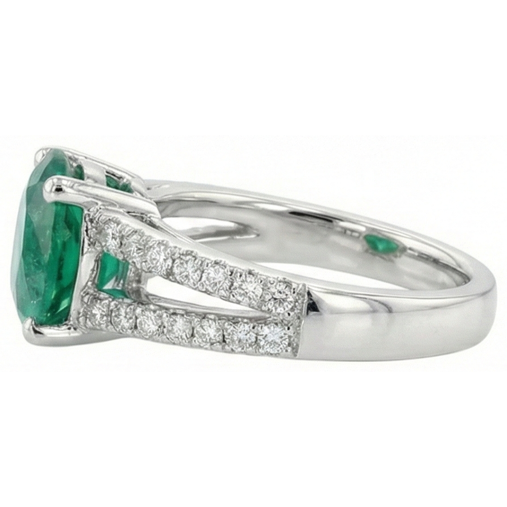 Round Green Emerald With Natural Earth Mined Diamonds 3.75 Carats Wedding Ring White Gold 14K