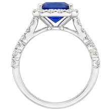 natural round sapphire 4.50ct ring on white background