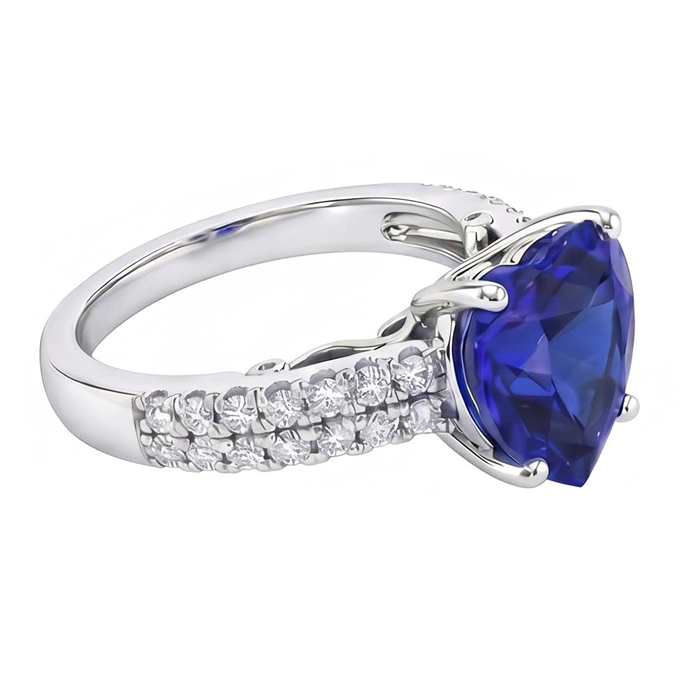 natural round sapphire 4.50ct ring close up detail