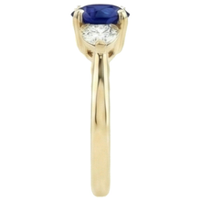 natural round sapphire 2ct ring profile view