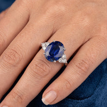 Round Natural Earth Mined Diamond Ring Oval Sri Lankan Sapphire 8.25 Carats