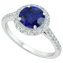 natural round sapphire 2.50ct ring close up detail