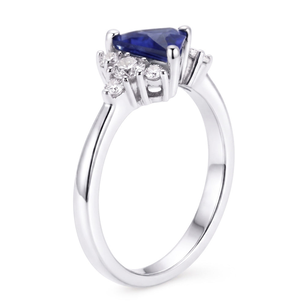 Round Natural Earth Mined Diamond & Trillion Sapphire Ring Gemstone Jewellery