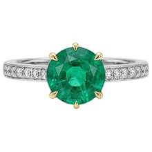 Authentic Emerald Precious Stone Ring – front view