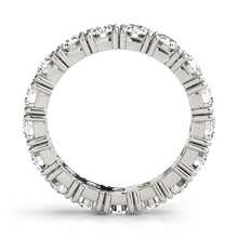 Premium Brilliant Diamond Eternity Band 2.55 ct – front view