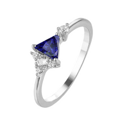 Round Natural Earth Mined Diamond & Trillion Sapphire Ring Gemstone Jewellery