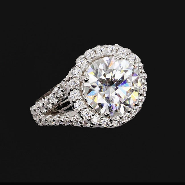 Earth-Mined Brilliant Diamond Halo Setting Ring 2.50 ct 14 Karat White Gold – side view