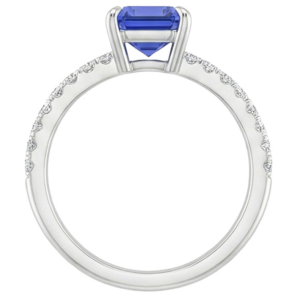 natural emerald sapphire 4ct ring close up detail