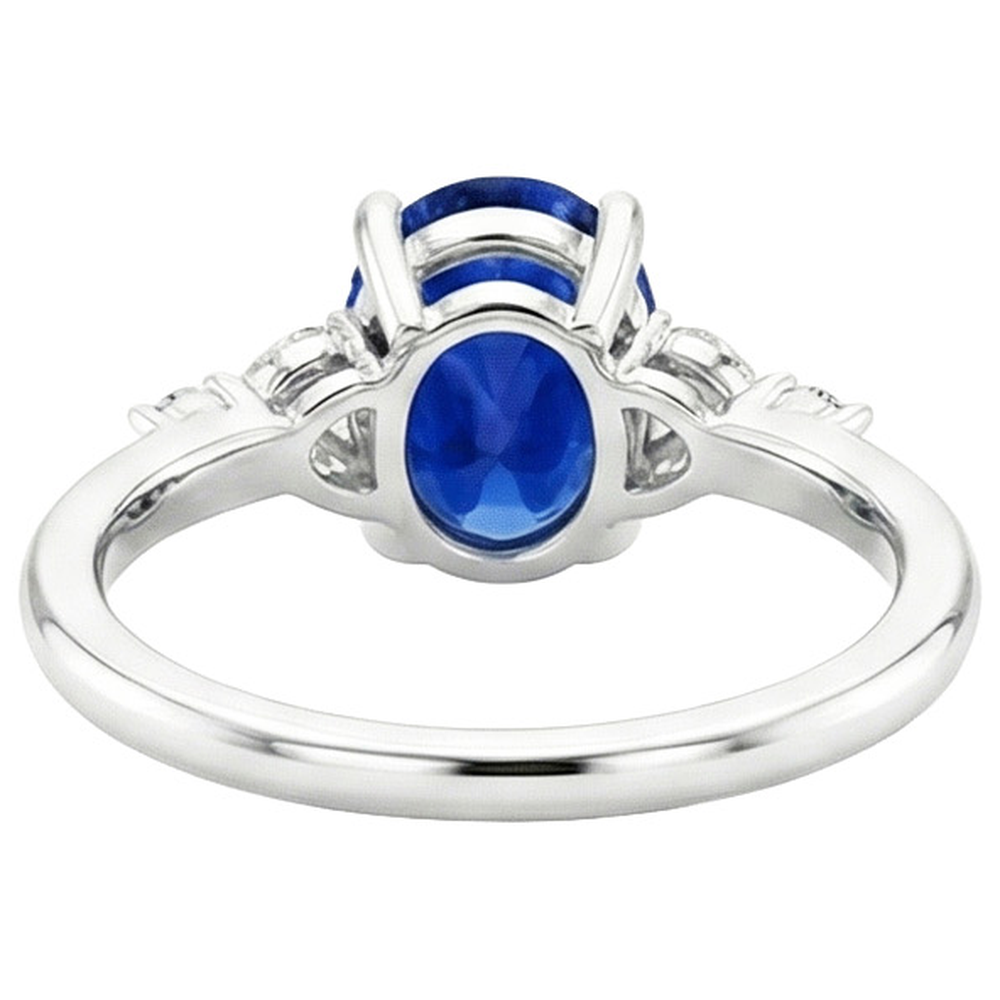 natural round sapphire 3.75ct ring close up detail