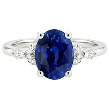 natural round sapphire 3.75ct ring top view
