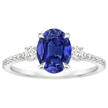 natural round sapphire 3.50ct ring top view