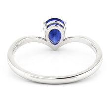 Solitaire Ceylon Sapphire Engagement Ring 1.50 Carats Gold
