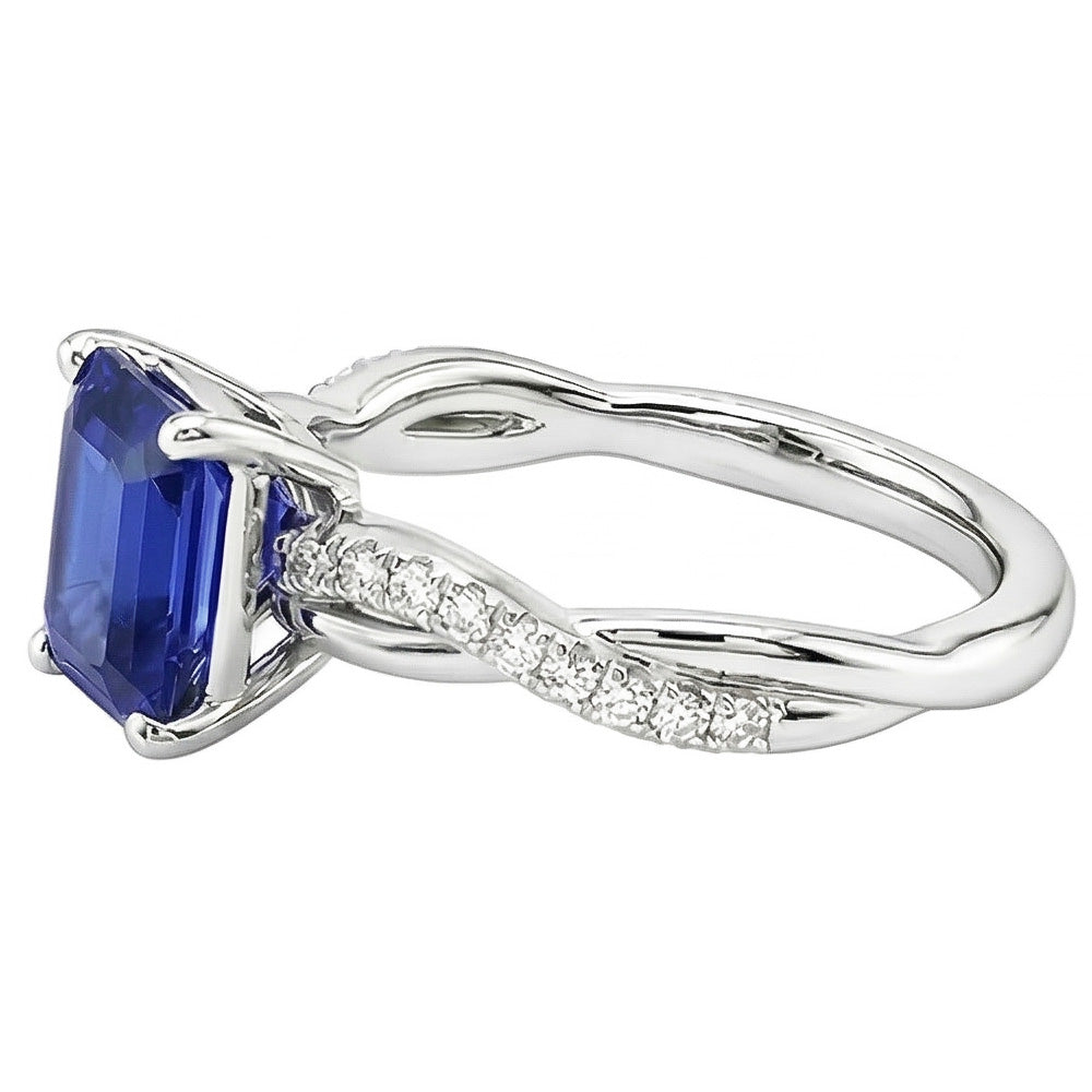 natural emerald sapphire 2.50ct ring close up detail