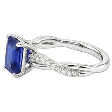 natural emerald sapphire 2.50ct ring close up detail