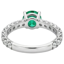 Real Colombian Emerald Precious Stone Ring – top view