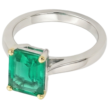 Authentic Fine Emerald Gemstone Ring 2.50 ct Two-Tone 14K Gold – side view