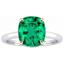 Real Colombian Emerald Precious Stone Ring – side view