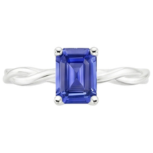 natural emerald sapphire 2.50ct ring profile view