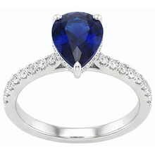 natural round sapphire 3.50ct ring close up detail