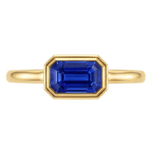Solitaire Ring Emerald Blue Sapphire Bezel Set 1.50 Carats Gold 14K