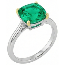 Earth-Mined Fine Emerald Colored Stone Ring 3.50 ct 14K Two Tone Gold – front view