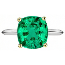 Cushion Cut Fine Emerald ring in 14K Two Tone Gold – angle view