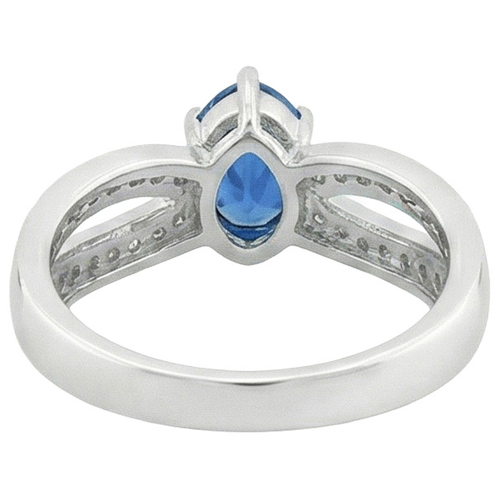 natural round sapphire 3.50ct ring close up detail