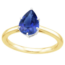 natural pear sapphire 2ct ring close up detail
