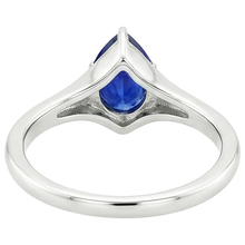 natural pear sapphire 3.50ct ring side angle