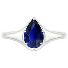 natural pear sapphire 3.50ct ring top view