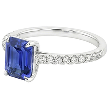 natural emerald sapphire 4ct ring top view