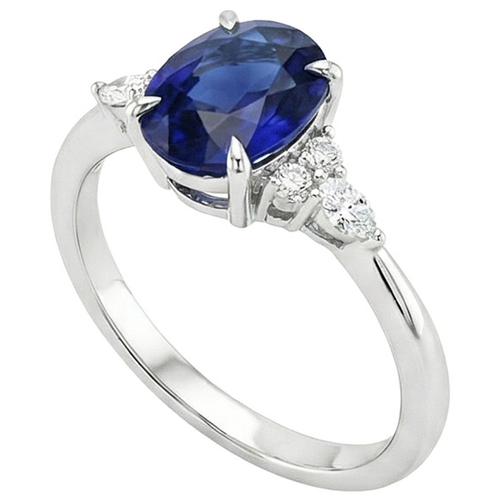 natural round sapphire 3ct ring close up detail