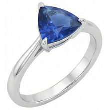 Solitaire Trillion Deep Blue Sapphire 1.50 Carats Prong Set Jewellery